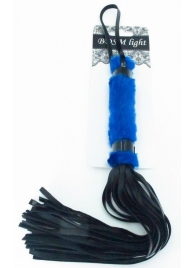 Нежная плеть с синим мехом BDSM Light - 43 см. - БДСМ Арсенал - купить с доставкой в Обнинске