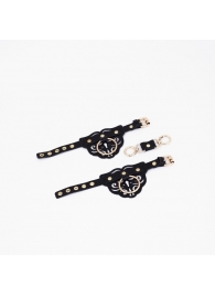 Черные кожаные наручники с клепками, кольцами и золотистой фурнитурой - Crazy Handmade - купить с доставкой в Обнинске