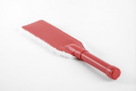 Красно-белая двустороння шлепалка из натуральной кожи и меха - 35 см. - БДСМ Арсенал - купить с доставкой в Обнинске