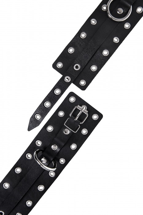 Черные кожаные однослойные оковы с люверсами - Pecado - купить с доставкой в Обнинске